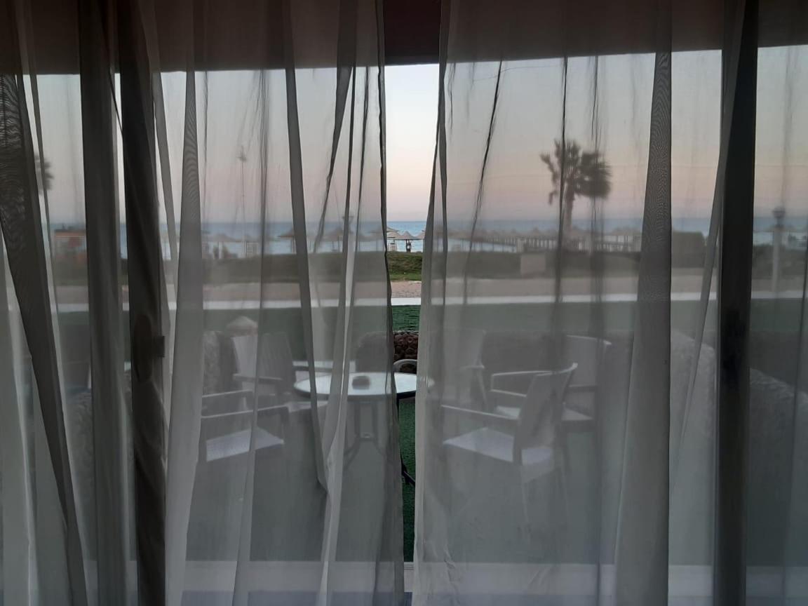 Seaview Chalets In Porto South Beach - Families Only Ajn Suchna Zewnętrze zdjęcie