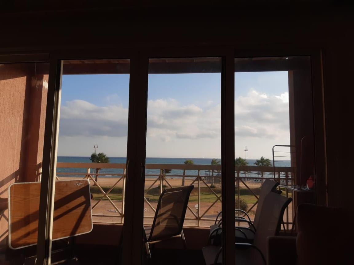 Seaview Chalets In Porto South Beach - Families Only Ajn Suchna Zewnętrze zdjęcie